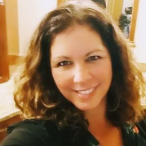 Meet your Posher, Stacy